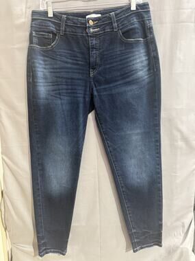 Kancan Kurvy Mid-Rise Ankle Skinny Jeans. Size 30 TG2268